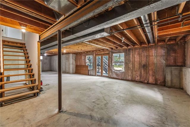 12495 S Hagan Lane, Olathe, KS 66062