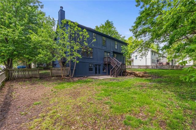 12495 S Hagan Lane, Olathe, KS 66062