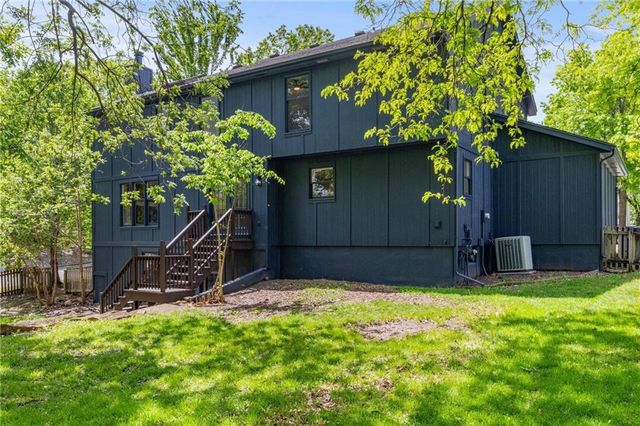 12495 S Hagan Lane, Olathe, KS 66062