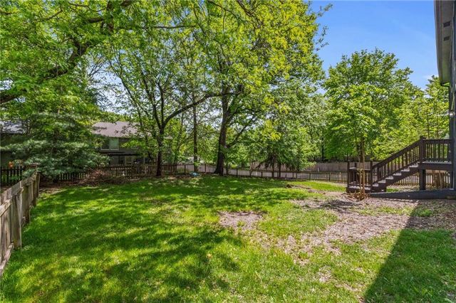 12495 S Hagan Lane, Olathe, KS 66062