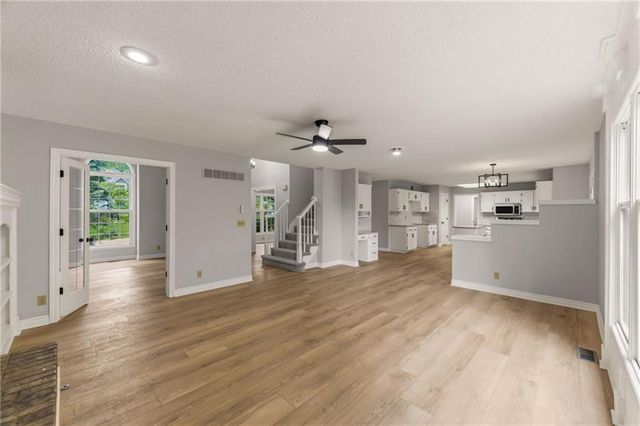 12495 S Hagan Lane, Olathe, KS 66062