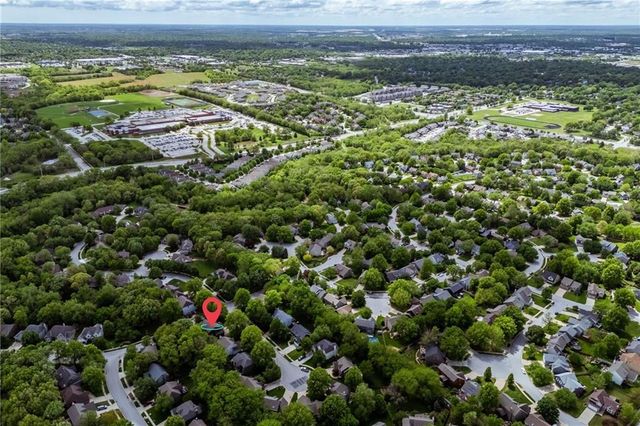 12495 S Hagan Lane, Olathe, KS 66062