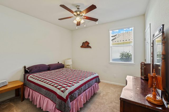 1391 Mill Run Ct, Manteca, CA 95336