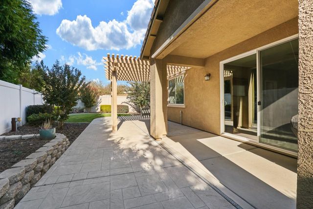 1391 Mill Run Ct, Manteca, CA 95336