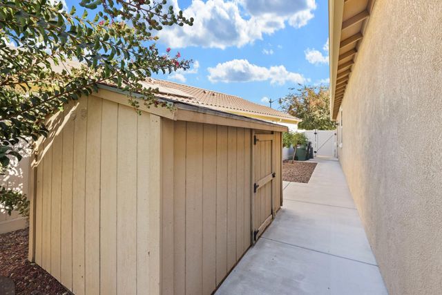 1391 Mill Run Ct, Manteca, CA 95336