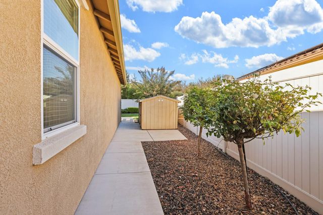 1391 Mill Run Ct, Manteca, CA 95336