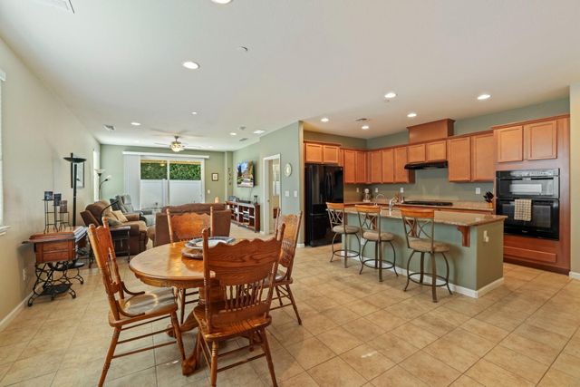 1391 Mill Run Ct, Manteca, CA 95336