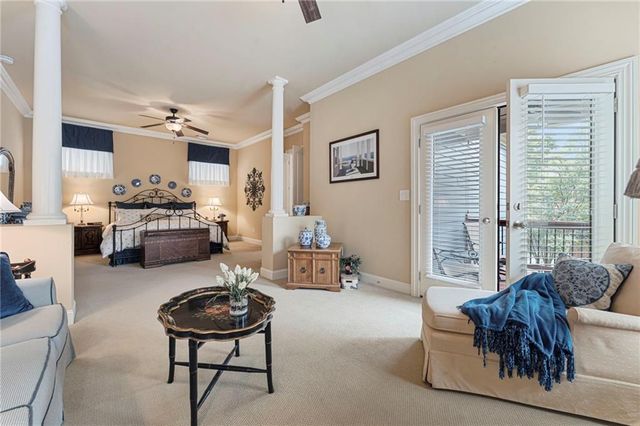 530 Willow Oak Way, Roswell, GA 30076