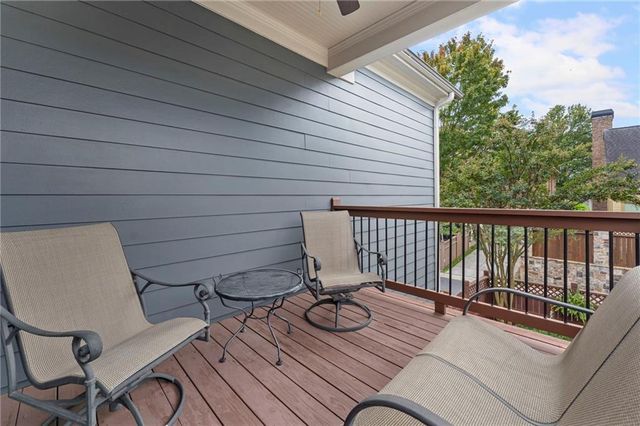 530 Willow Oak Way, Roswell, GA 30076