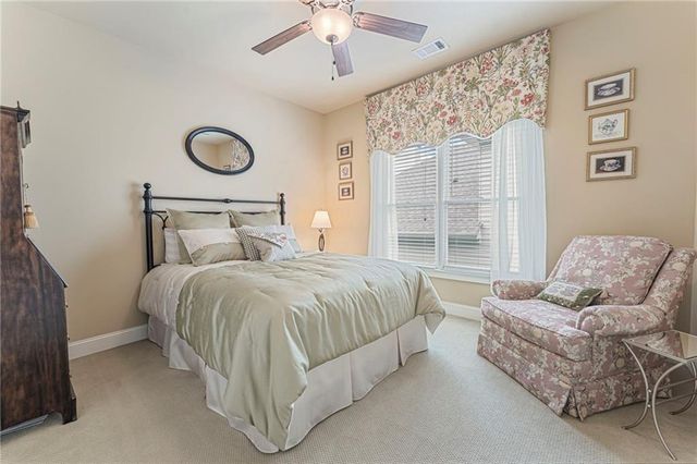 530 Willow Oak Way, Roswell, GA 30076