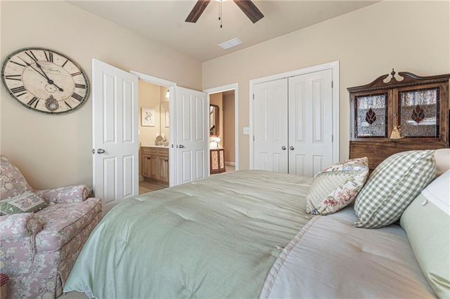 530 Willow Oak Way, Roswell, GA 30076