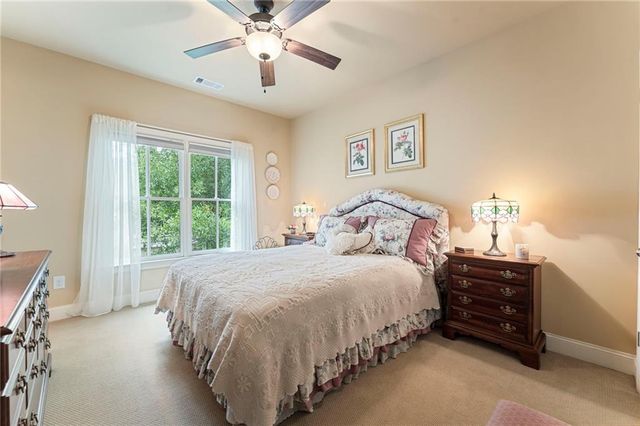 530 Willow Oak Way, Roswell, GA 30076