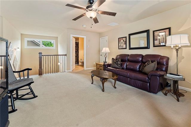 530 Willow Oak Way, Roswell, GA 30076
