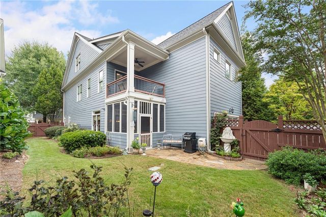 530 Willow Oak Way, Roswell, GA 30076