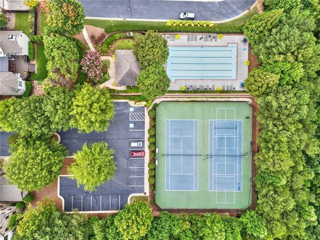 530 Willow Oak Way, Roswell, GA 30076