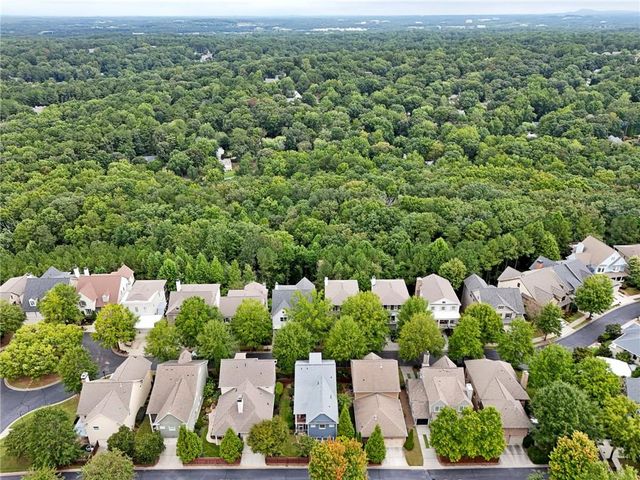 530 Willow Oak Way, Roswell, GA 30076