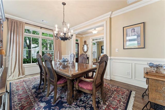 530 Willow Oak Way, Roswell, GA 30076