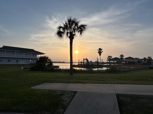 LOT 97 Camino, Galveston, TX 77554
