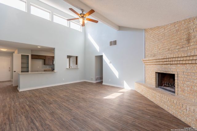 4902 BROOKHEAD LN, Schertz, TX 78108