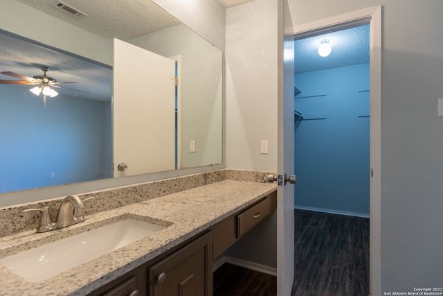 4902 BROOKHEAD LN, Schertz, TX 78108
