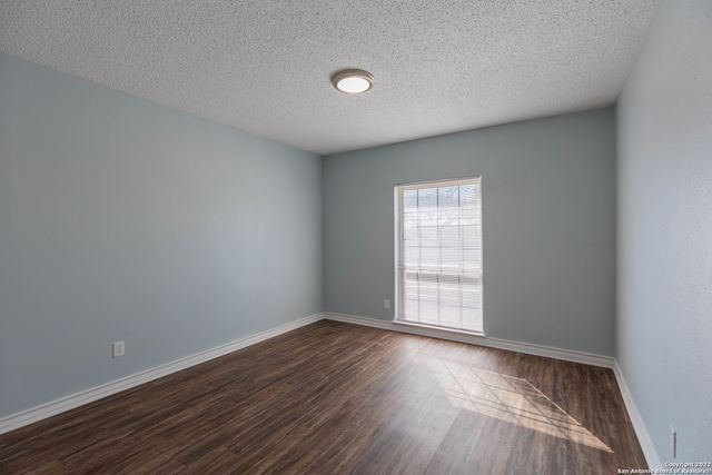 4902 BROOKHEAD LN, Schertz, TX 78108