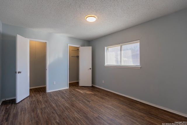 4902 BROOKHEAD LN, Schertz, TX 78108