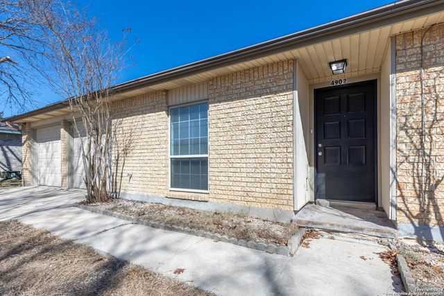 4902 BROOKHEAD LN, Schertz, TX 78108