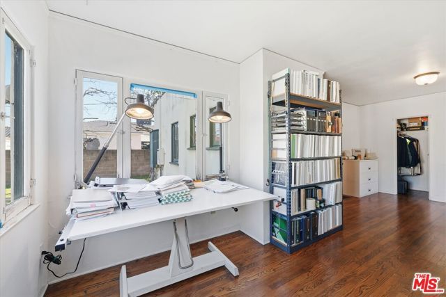 2333 22nd Street, Santa Monica, CA 90405