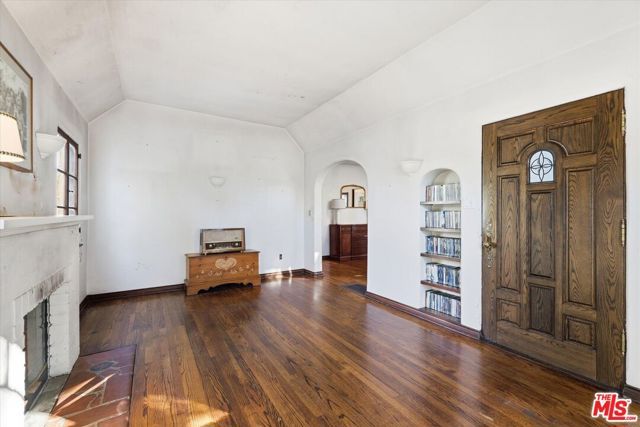 2333 22nd Street, Santa Monica, CA 90405