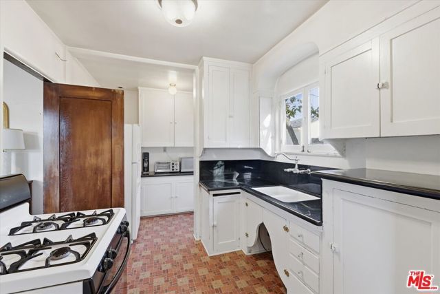 2333 22nd Street, Santa Monica, CA 90405