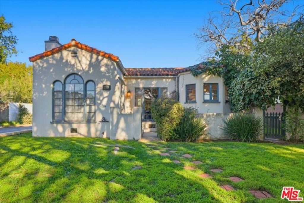 2333 22nd Street, Santa Monica, CA 90405