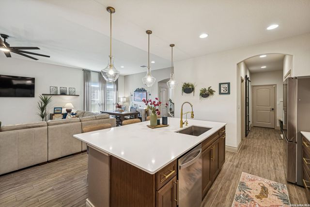 11438 Mirage, San Antonio, TX 78254