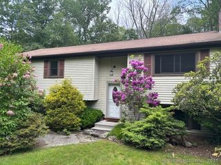 56 Cedar Swamp Road, Mansfield, CT 06268