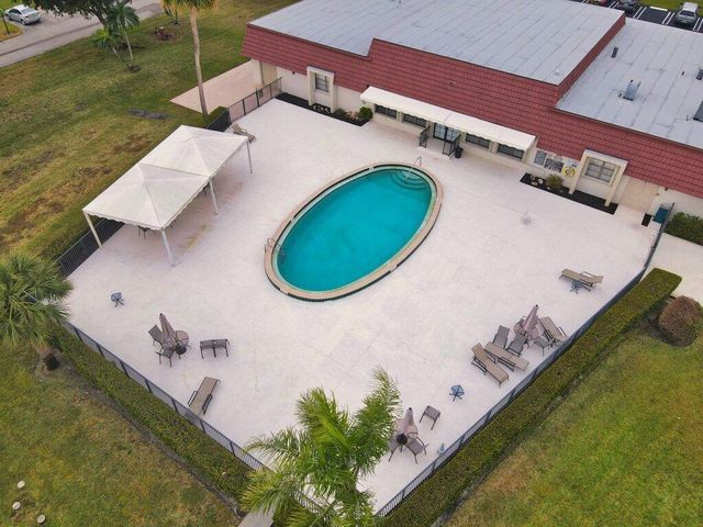 12026 Greenway Circle S 202, Royal Palm Beach, FL 33411