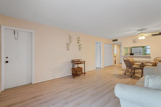 12026 Greenway Circle S 202, Royal Palm Beach, FL 33411