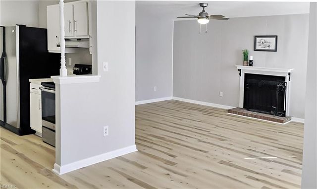 1226 Eaglewood DR, Virginia Beach, VA 23454