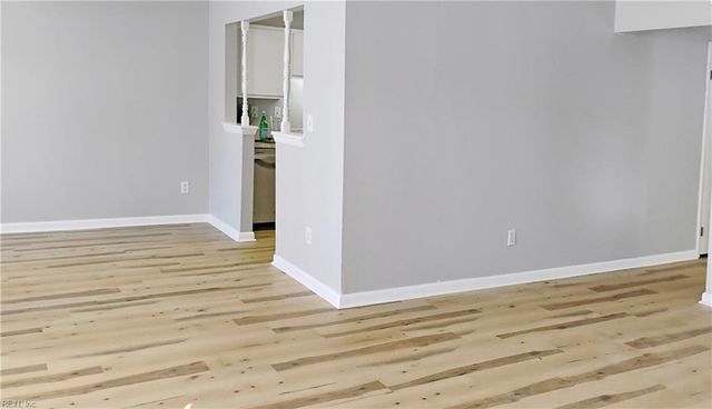 1226 Eaglewood DR, Virginia Beach, VA 23454