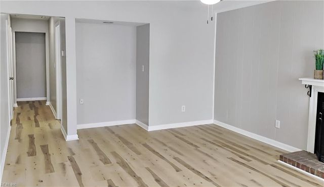 1226 Eaglewood DR, Virginia Beach, VA 23454