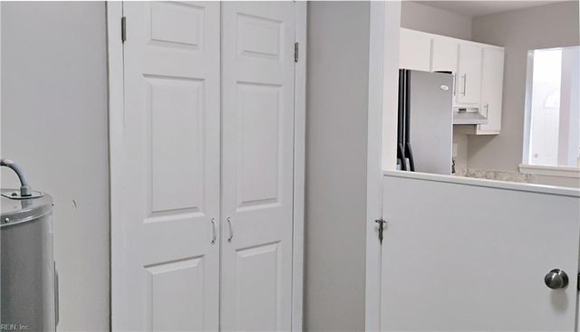 1226 Eaglewood DR, Virginia Beach, VA 23454