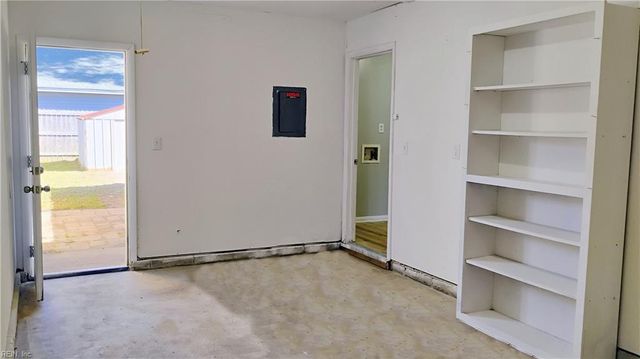 1226 Eaglewood DR, Virginia Beach, VA 23454