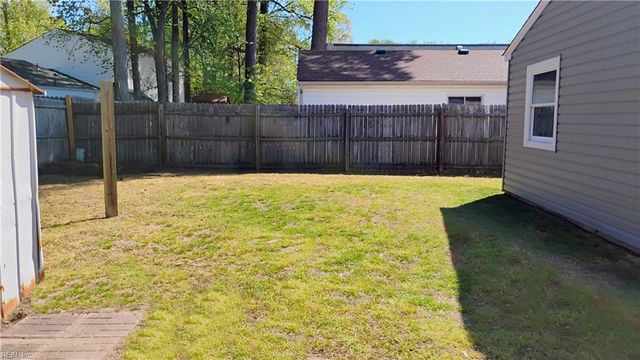 1226 Eaglewood DR, Virginia Beach, VA 23454