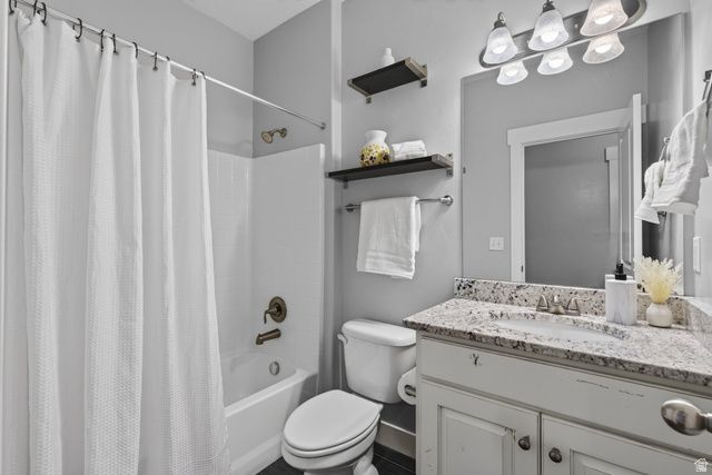 222 E RIDGE VIEW DR, Elk Ridge, UT 84651