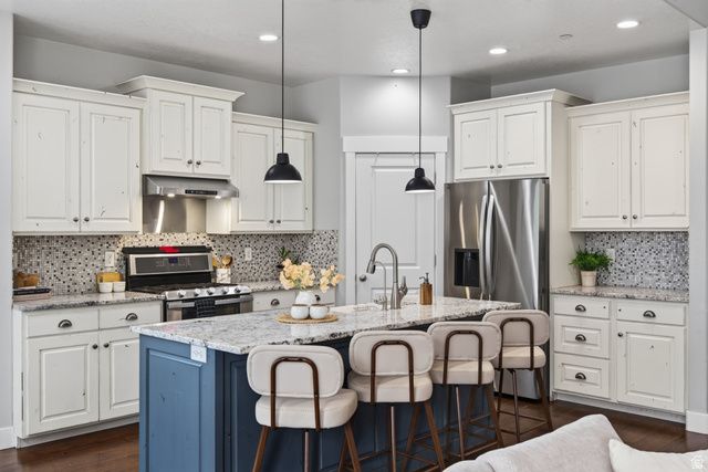 222 E RIDGE VIEW DR, Elk Ridge, UT 84651