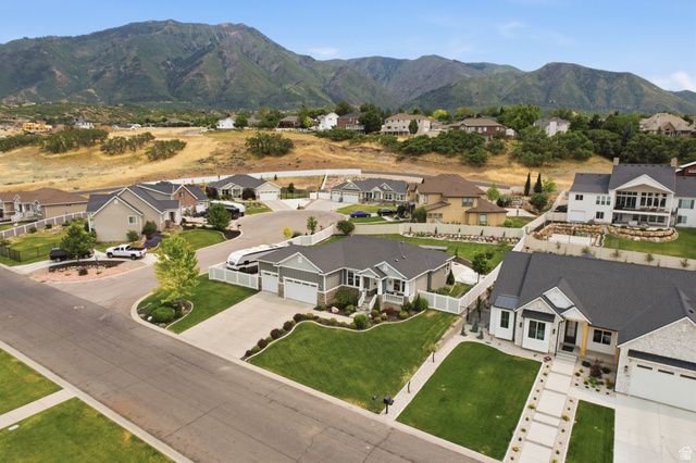 222 E RIDGE VIEW DR, Elk Ridge, UT 84651
