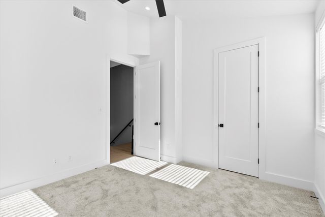 1147 N Madison Avenue 104, Dallas, TX 75208