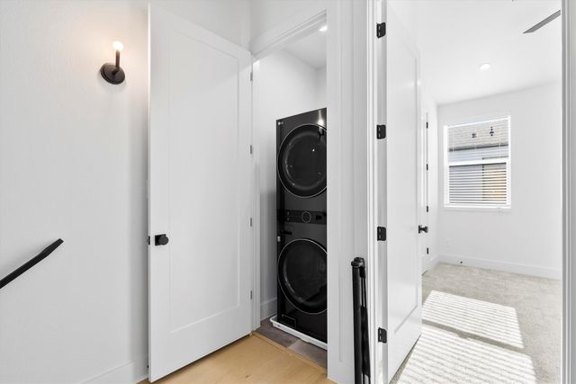 1147 N Madison Avenue 104, Dallas, TX 75208