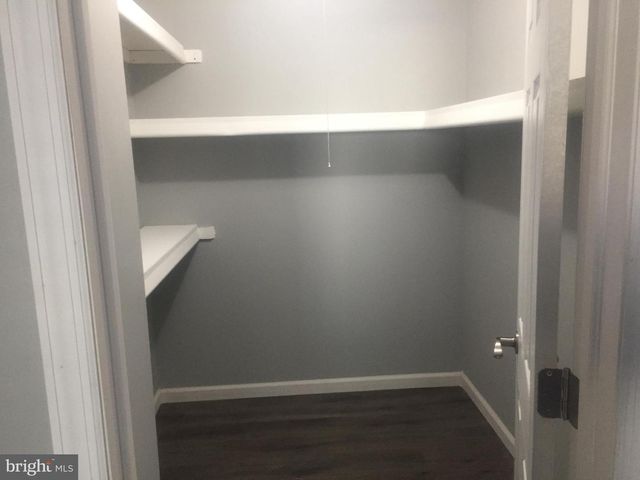 1609 WOODHOLLOW DR, Marlton, NJ 08053