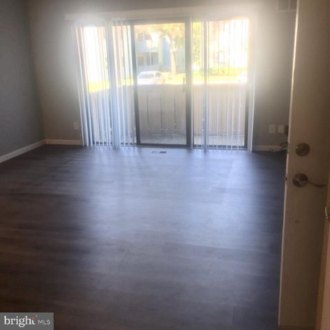 1609 WOODHOLLOW DR, Marlton, NJ 08053