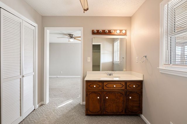 210 Salem Rd, Minor Hill, TN 38473