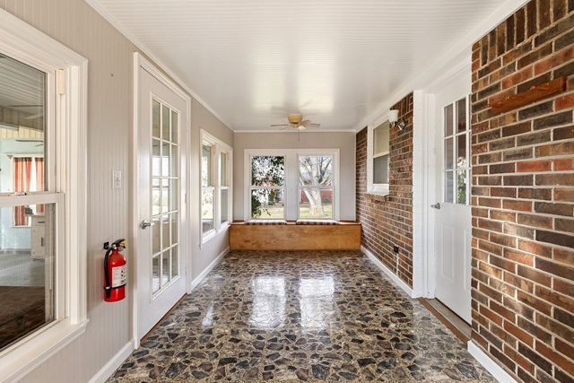 210 Salem Rd, Minor Hill, TN 38473